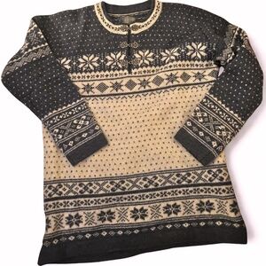 Nordic Ski Sweater (100% Wool) with pewter clasps